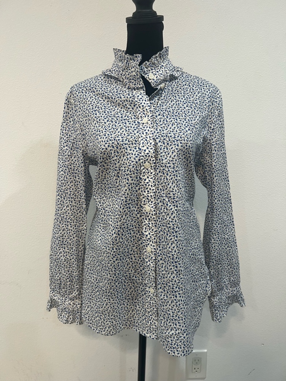 J. Crew Blue Floral Ruffle Collar Button Down Blouse Cottagecore Feminine Top - Picture 3 of 8